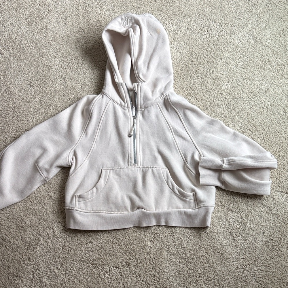 Lululemon Cream Scuba